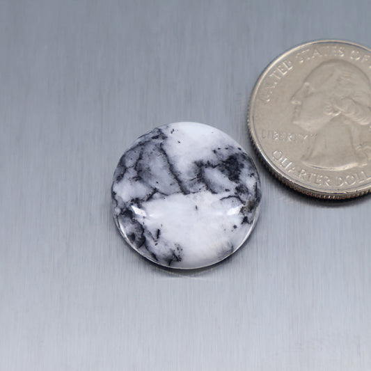 Round white feather-pattern cabochon with black veining, polished stone A226